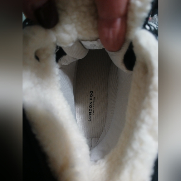 NWT Kid's London Fog Snow Boots - Picture 5 of 8